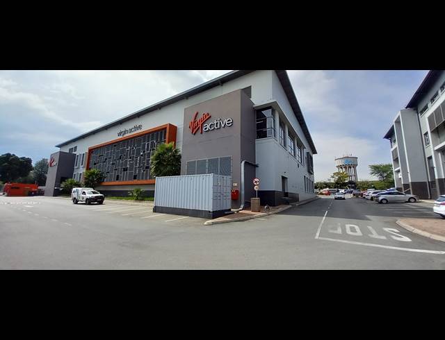 186M² OFFICE TO LET IN BRYANSTON